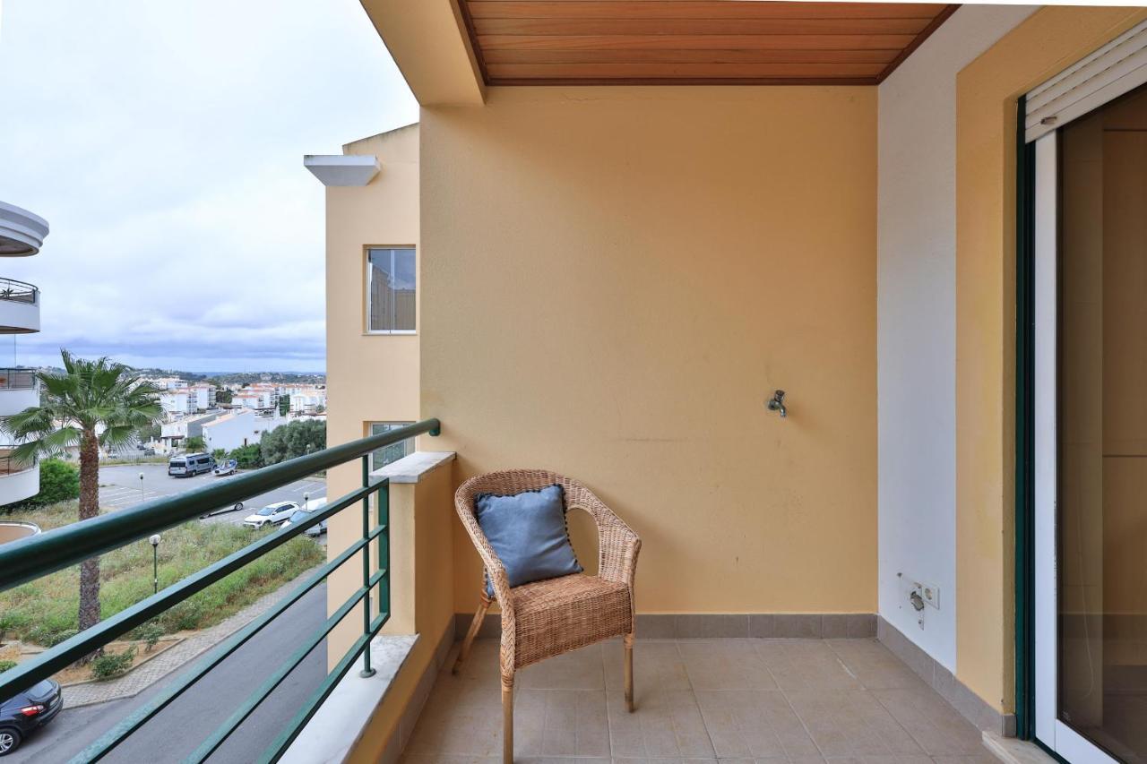 Uptown Lovers Apartment By Seewest Lagos Esterno foto